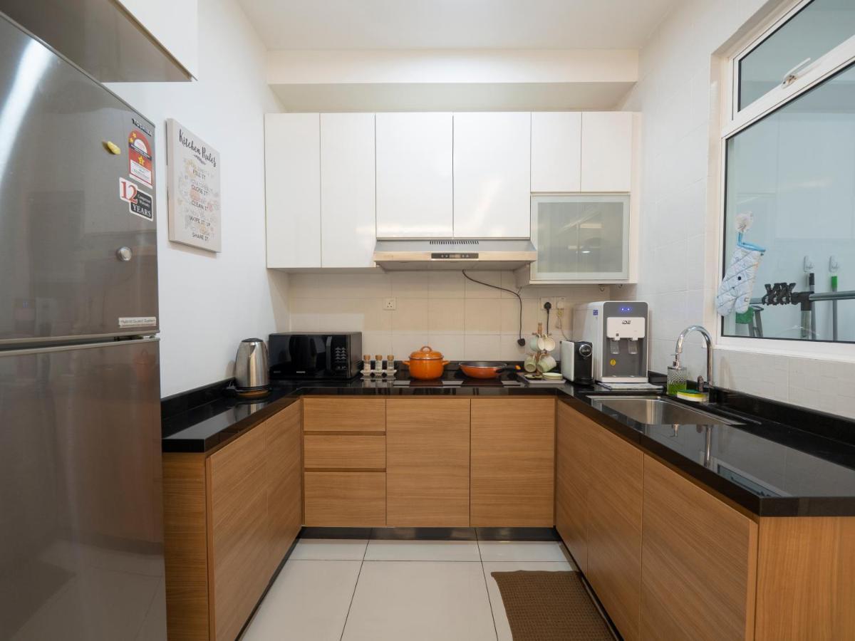 Seaview Condo Near Rf Mall, Food Court & Free Netflix Johor Bahru Eksteriør billede
