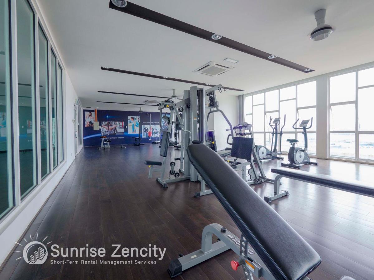 Seaview Condo Near Rf Mall, Food Court & Free Netflix Johor Bahru Eksteriør billede