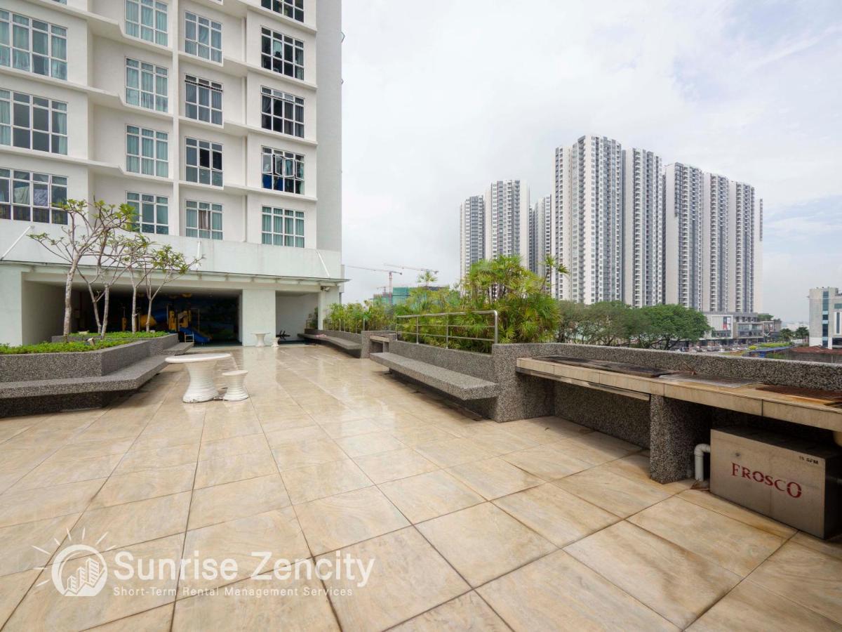 Seaview Condo Near Rf Mall, Food Court & Free Netflix Johor Bahru Eksteriør billede