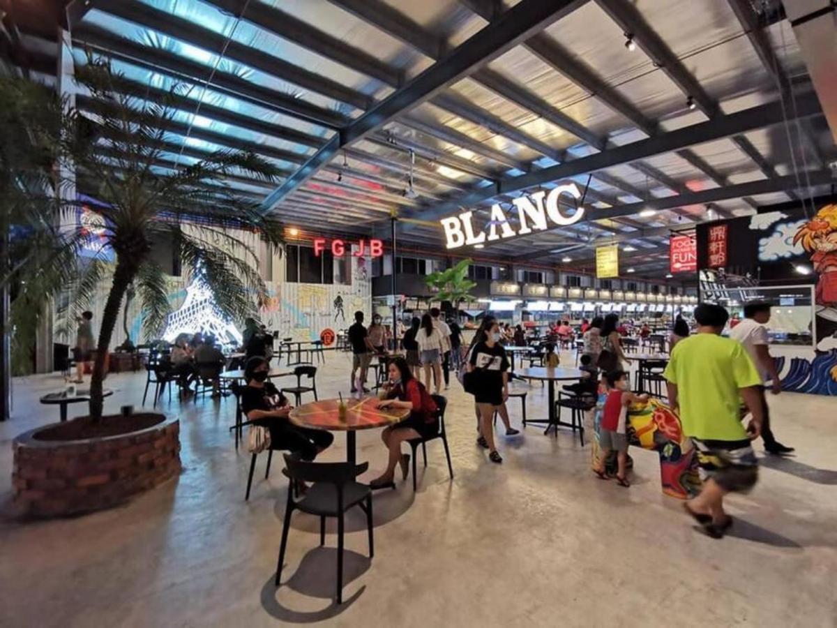 Seaview Condo Near Rf Mall, Food Court & Free Netflix Johor Bahru Eksteriør billede